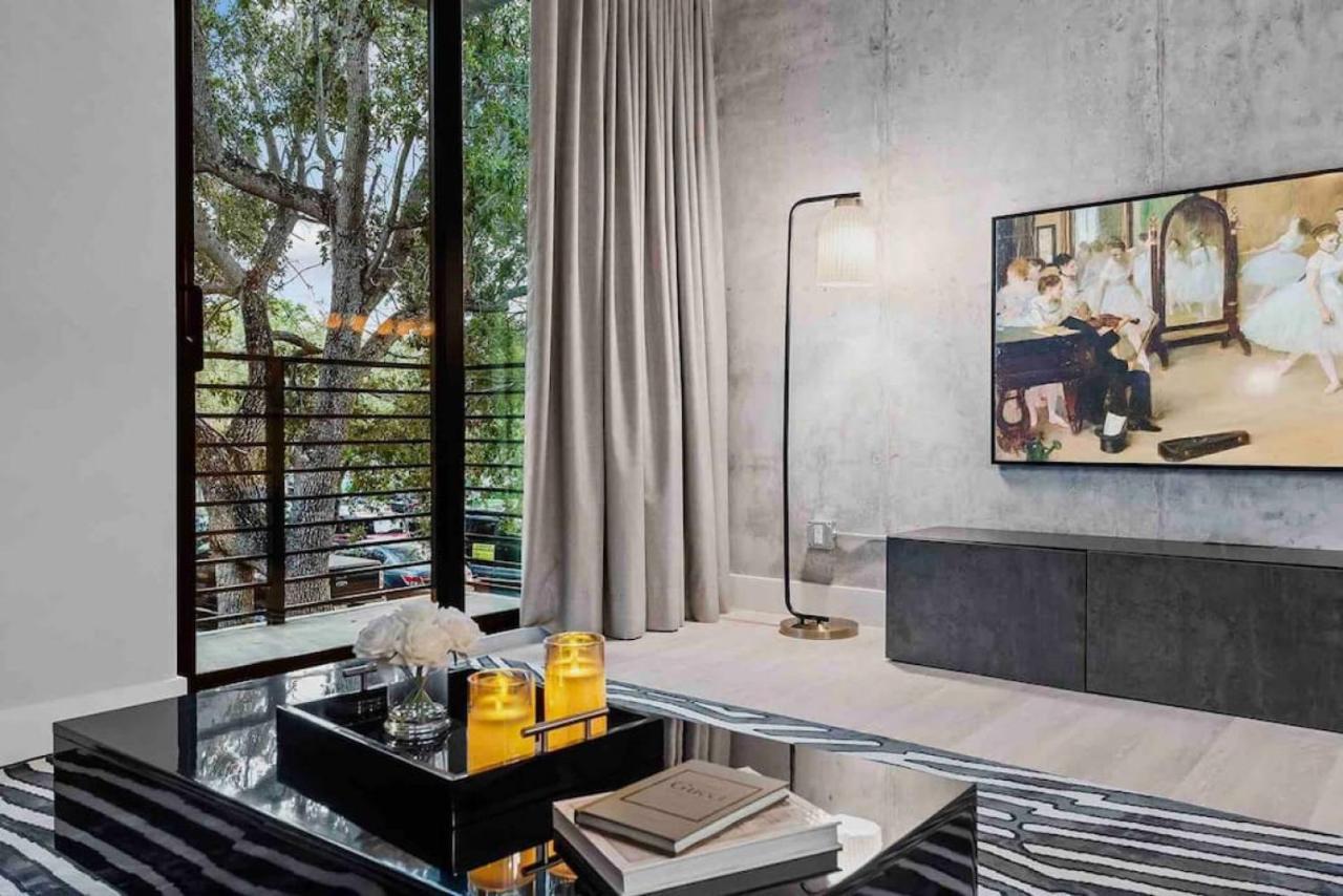 Pretty Rola 204 Upscale Spacious 1B1B Apt W King Bed At Downtown Ft Lauderdale Форт-Лодердейл Екстер'єр фото